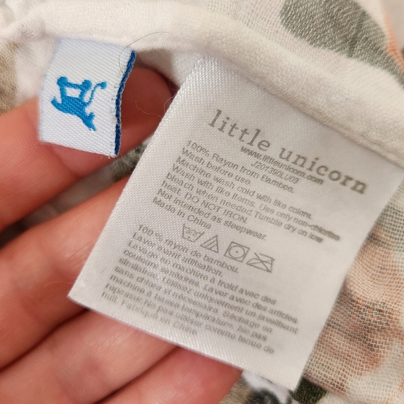 Little Unicorn Deluxe Muslin Unisex Infant Bug, Safari Print Swaddles x 4 - Picture 12 of 13